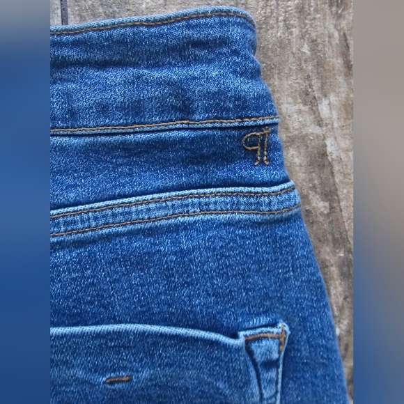 Pilcro The Annie High Rise Straight Leg Jeans Size 28 EUC Raw Hem Anthropologie - Picture 11 of 15